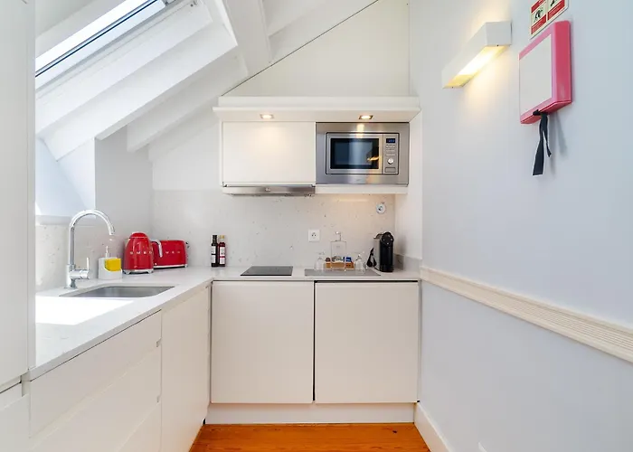 Apartahotel Baixa - Luxury 4*