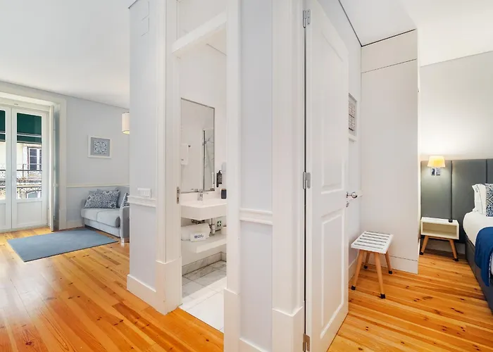 Apartahotel Baixa - Luxury 4*